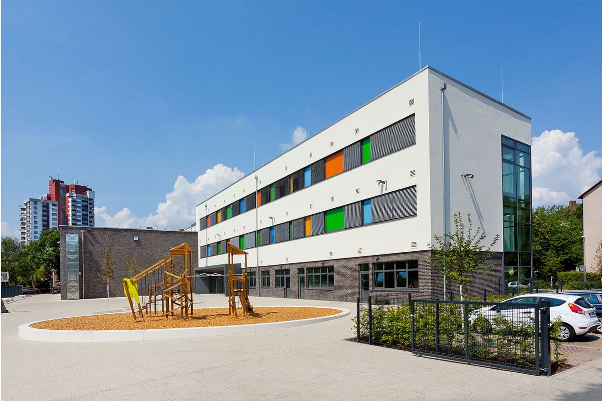 freiherr-vom-stein-schule-wiesbaden-02