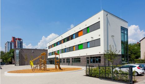 freiherr-vom-stein-schule-wiesbaden-02